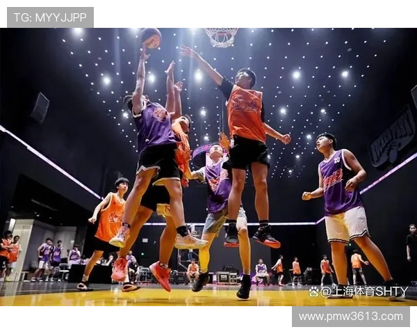 以篮球为纽带探索团队协作与青春激情的力量