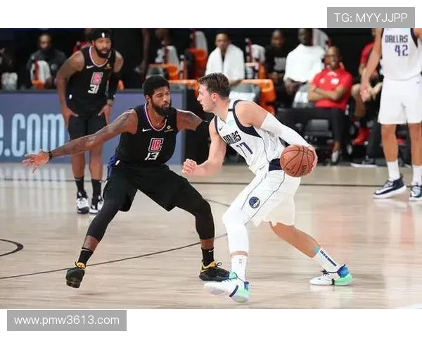 伊图阿诺与巴西公牛的精彩对决分析与赛后点评